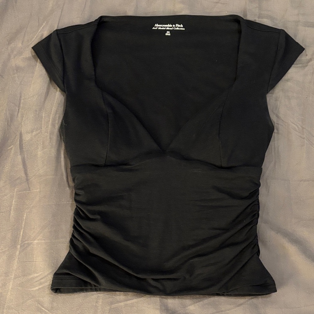 Abercrombie & Fitch Black Ruched V-Neck Cap Sleeve Tank